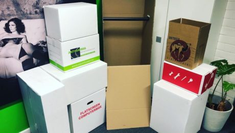 NEED A BOX? wij hebben ze allemaal ? #dozen #verhuis #verhuizingen #inpakken #