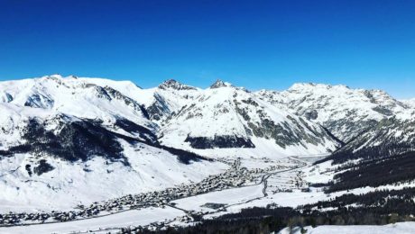 Echt ontspannen begint in de bergen! #relax #sport #ski #snowboarding