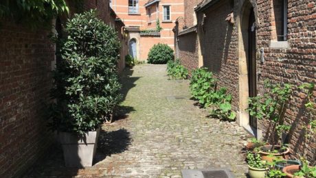 Prachtig plekje ontdekt vandaag ? Beloofd wel een pittig verhuisje te worden ??? #antwerpen #begijnhof #verhuis #verhuisbedrijf #anthonissen